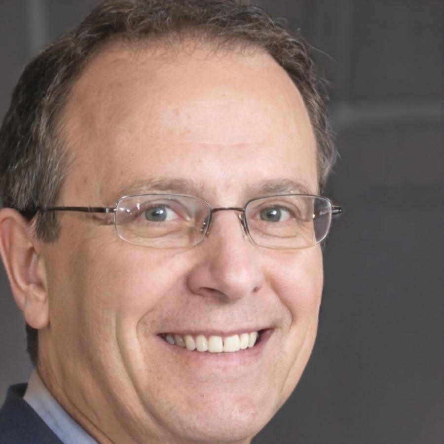 Marco Innocenti, genitore single